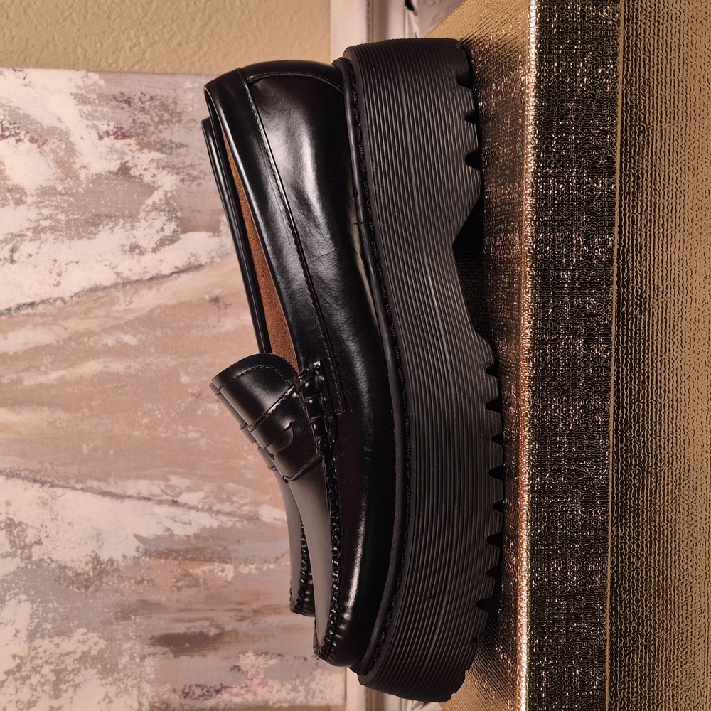 G.H. Bass Whitney Platform Penny Loafer - Picture 3 of 12